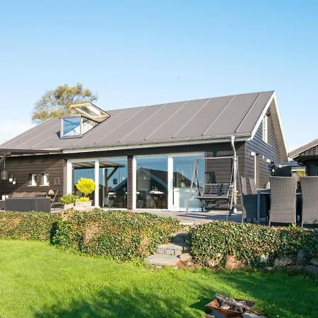 5 Star In Holiday home *